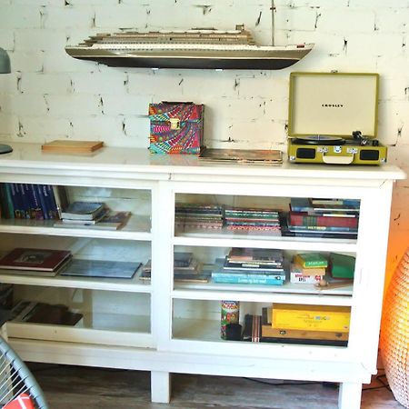 Hotel B&B Altijd Wad เวสต์-เทอร์เชลลิง ภายนอก รูปภาพ